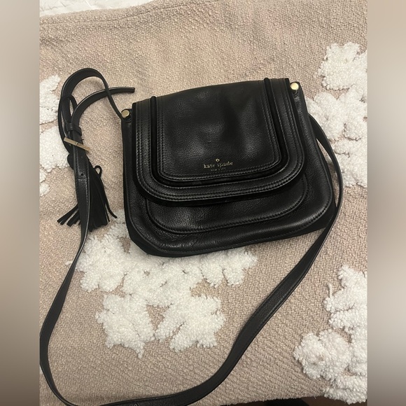 Black Kate Spade purse - Picture 1 of 3